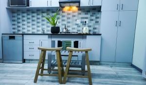 1-bedroom apartment with secure basement parking - 3hvězdičkové hotely ve městě Stellenbosch