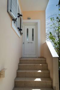 Modern vacation house near Ermioni