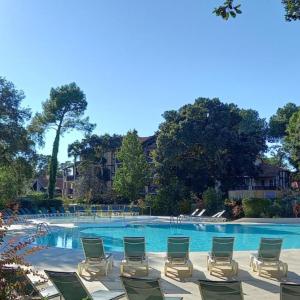 Maisons de vacances Nice 55m in residence with pool and garden ! : photos des chambres