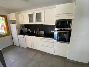 Charmant appart 2 ch + coin nuit, balcon sud, garage, près de La Clusaz et commerces, St Jean de Sixt - FR-1-459-195