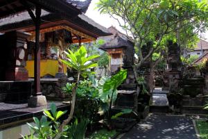 Nugraha Guesthouse 1