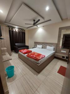 HOTEL SATYAM PALACE