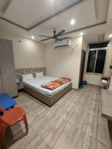 HOTEL SATYAM PALACE