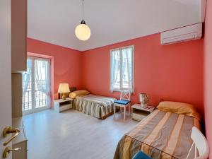 Splendido appartamento con vista mare su piazza Dante