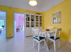 Splendido appartamento con vista mare su piazza Dante