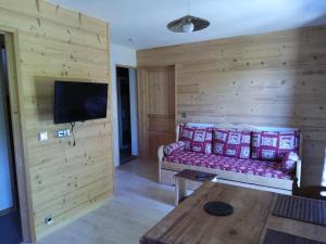 Appartements Votre appartement savoyard de 32m2 a proximite de la telecabine pour skier les 3 Vallees ! : photos des chambres