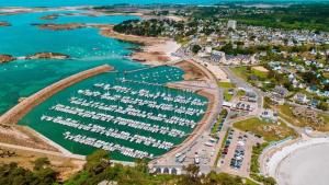 Villas TY SAM Belle maison moderne 3 ch proche plages et commerces : photos des chambres