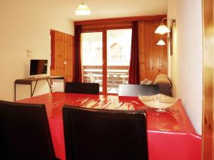 Appartements Appartement Les Orres, 2 pieces, 4 personnes - FR-1-322-70 : photos des chambres