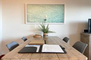 White Lodge - Coast Hideaways