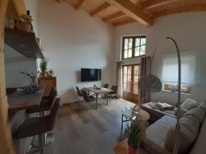 Hochalmbahnen Chalets Rauris 1-14 WE4, Maislaufeldweg 1l OG