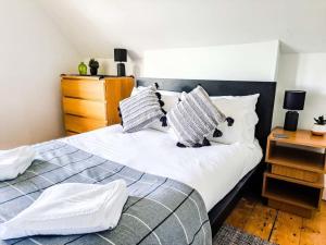 3 bed flat Cardiff Central Location