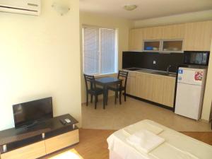 Apartments in Azalia 2 Complex