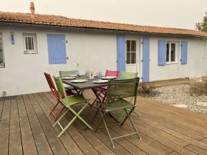 Maisons de vacances Maison Chatelaillon-Plage, 4 pieces, 6 personnes - FR-1-246-600 : photos des chambres