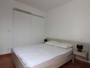 Appartements Appartement Borgo, 2 pieces, 4 personnes - FR-1-650-10 : photos des chambres