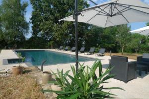 Maisons de vacances Papaillou house with swimingpool : photos des chambres