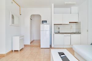 Apartamentos San Antonio Beach