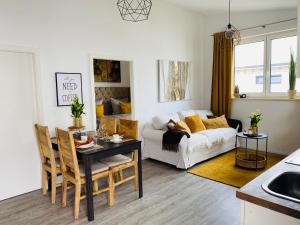 Aurum Apartment
