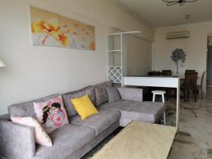 Glory Beach Private Apartment Seaview