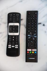 East Side of Warsaw Studio 103 by BookingHost