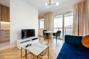 East Side of Warsaw Studio 103 by BookingHost