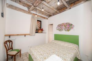 White Elegant and Charming Country House near Rome