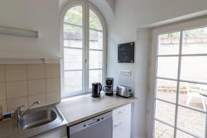 Maisons de vacances Maison au pied du Chateau-Cour-Proche Centre Ville : photos des chambres