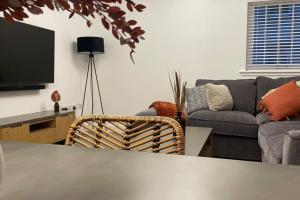 Harbourside by Caithness Luxury Apartments NC500 - 2 Bedroom holiday home - Sleeps Work teams upto 2 & holiday makers upto 6 - PREFERENTIAL RATES FOR LONG STAY TRADES - CONTACT US -