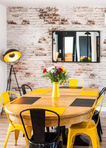 Villa des palmiers - Magnifique villa avec piscine chauffée et terrain de pétanque