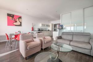 Plage du Nau, vue mer, bel appartement pour 6