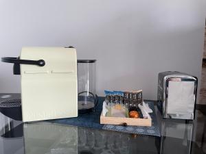 Appartements Charming AC 2-bedroom apartment Antibes city center family, couples friendly : photos des chambres