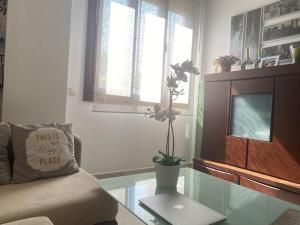 FIBES con parking gratis Apartamento Sevilla Este