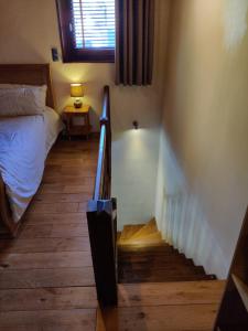 Chalets Spacious Ski Chalet In Traditional French Village, sleeps 8, Four Star with fibre broadband : photos des chambres