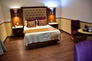 Hotel Morales Historical & Colonial Downtown Core