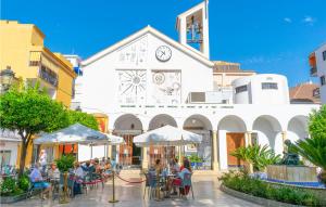 Amazing Apartment In Fuengirola