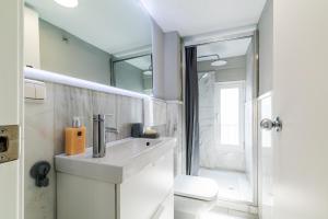 Coqueto Estudio Ático en pleno centro de Granada