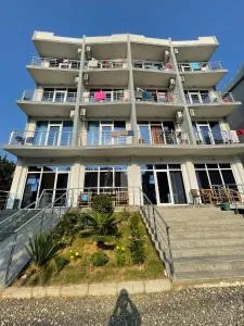 White Room - 高尼奥