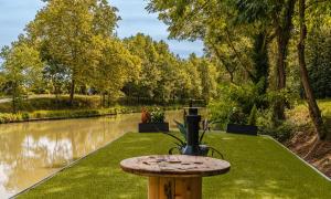 Bateaux-hotels Peniche Dondon - Gite cocooning sur Canal du midi : photos des chambres