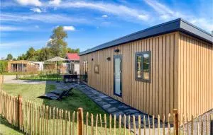 Stunning Home In Heinkenszand With Wifi - Graszode