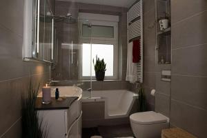 MAGDEBURG STAY MS15- Luxus-Wasserbett-SmartTV-Terrasse-2Schlafzimmer