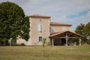 B&B / Chambres d'hotes Chambres d'hotes Domaine de Nazere : photos des chambres