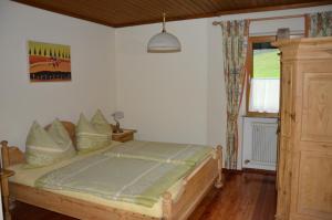 Apartment with Balcony room in Bauernhof Unterhöfner