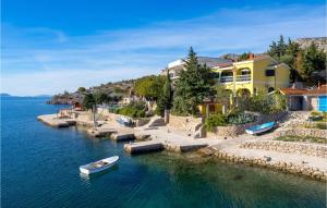 1 Bedroom Nice Apartment In Lukovo Sugarje