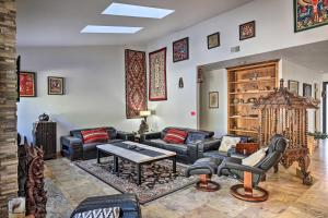 Carlsbad Getaway - Furnished Patio and Pool!