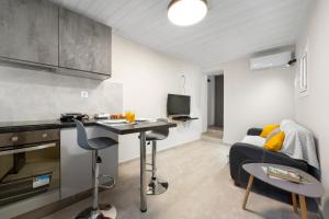 Ileana-Marina studio 1