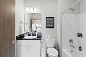 New 2 Bd 2 Bth Near Perry Dist and Downtown