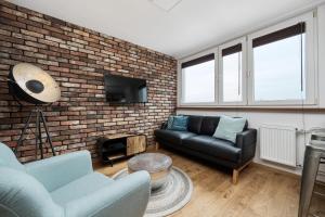 Stylish Kwiska Apartment Wrocław by Renters