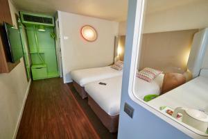 Hotels Campanile Evry Ouest - Corbeil Essonnes : photos des chambres