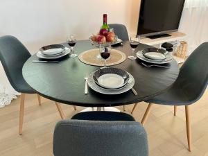 Appartements Le Charme Troyen Hyper centre-ville 4 personnes : photos des chambres