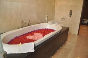 Mahagiri Villas & Spa Dreamland