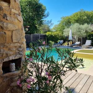 Villas Villa de 3 chambres avec piscine privee jacuzzi et jardin clos a Lussana : photos des chambres